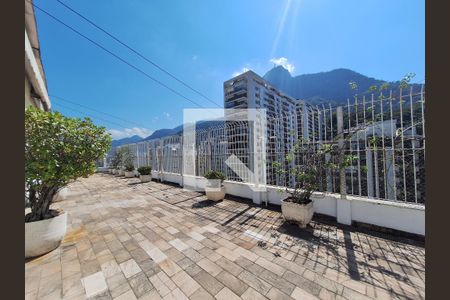 Apartamento à venda com 155m², 4 quartos e 1 vagaÁrea comum 