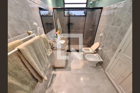 Apartamento à venda com 155m², 4 quartos e 1 vagaBanheiro 