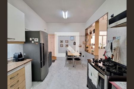Apartamento à venda com 155m², 4 quartos e 1 vagaCozinha 
