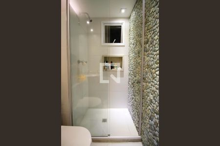 Apartamento para alugar com 64m², 2 quartos e 1 vaga Apartamento para alugar com 64m², 2 quartos e 1 vagaBanheiro da Suíte