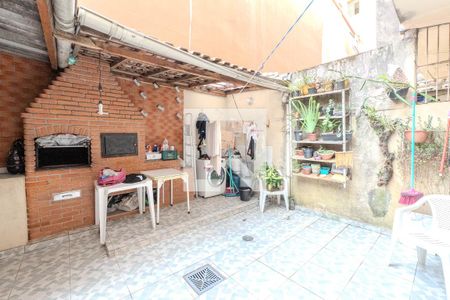 Apartamento à venda com 124m², 2 quartos e sem vagaÁrea de Serviço