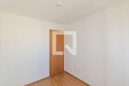 Quarto 1 de apartamento para alugar com 2 quartos, 43m² em Inhoaíba, Rio de Janeiro