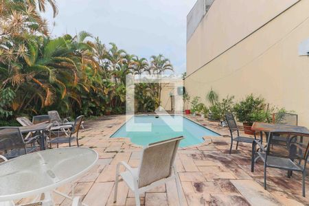 Casa para alugar com 600m², 5 quartos e 6 vagasPiscina