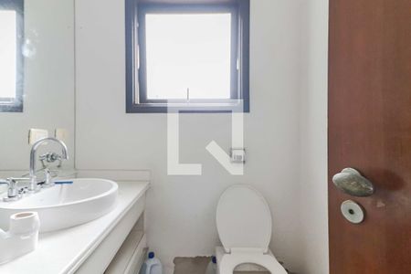 Casa para alugar com 600m², 5 quartos e 6 vagasBanheiro da Suíte 3