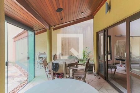 Casa para alugar com 600m², 5 quartos e 6 vagasChurrasqueira