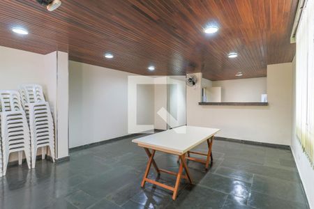 Apartamento para alugar com 50m², 1 quarto e 1 vaga Apartamento para alugar com 50m², 1 quarto e 1 vagaÁrea comum - Salão de festas