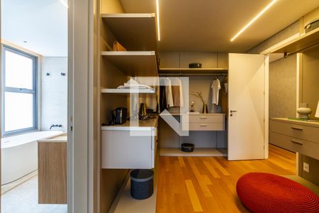 Apartamento à venda com 209m², 3 quartos e 3 vagasSuíte 2