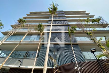 Apartamento à venda com 209m², 3 quartos e 3 vagasFachada