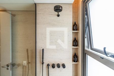 Apartamento à venda com 209m², 3 quartos e 3 vagasBanheiro da Suíte 2