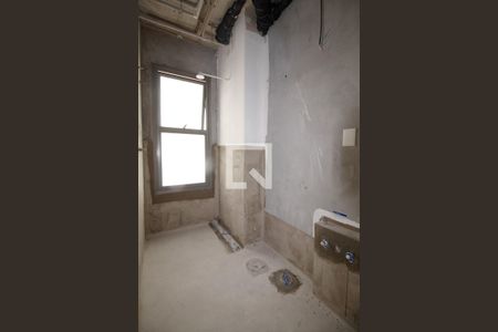 Apartamento à venda com 210m², 4 quartos e 3 vagas Apartamento à venda com 210m², 4 quartos e 3 vagasBanheiro da Suíte 1