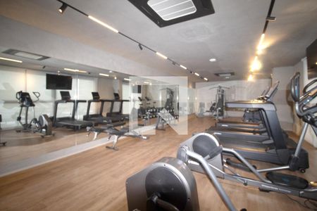 Apartamento à venda com 210m², 4 quartos e 3 vagas Apartamento à venda com 210m², 4 quartos e 3 vagasÁrea comum - Academia