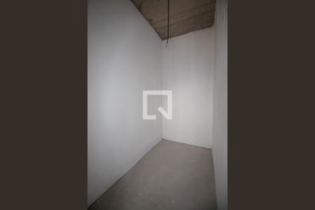 Apartamento à venda com 210m², 4 quartos e 3 vagas Apartamento à venda com 210m², 4 quartos e 3 vagasQuarto de Serviço