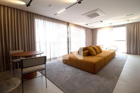 Apartamento à venda com 210m², 4 quartos e 3 vagas Apartamento à venda com 210m², 4 quartos e 3 vagasÁrea comum - Salão de festas