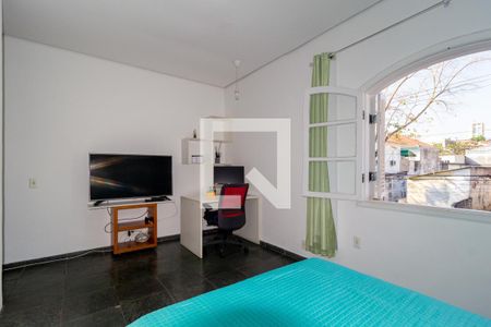 Casa à venda com 240m², 5 quartos e 3 vagas Casa à venda com 240m², 5 quartos e 3 vagasQuarto 2