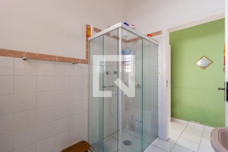 Casa à venda com 240m², 5 quartos e 3 vagas Casa à venda com 240m², 5 quartos e 3 vagasCasa 2 - Banheiro