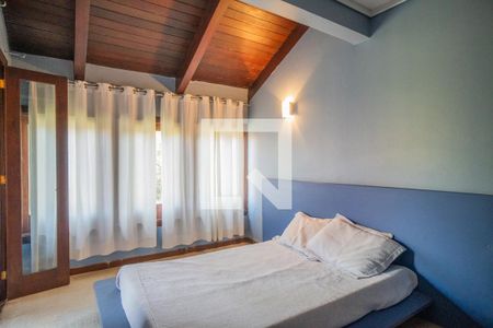 Casa de condomínio para alugar com 1400m², 8 quartos e 4 vagasQuarto 5