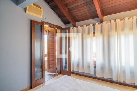 Casa de condomínio para alugar com 1400m², 8 quartos e 4 vagasQuarto 5