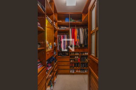 Casa de condomínio para alugar com 1400m², 8 quartos e 4 vagasQuarto 2