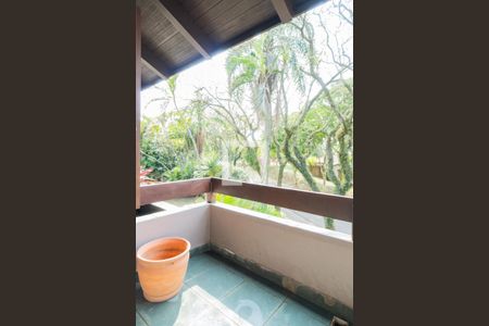 Casa de condomínio para alugar com 1400m², 8 quartos e 4 vagasQuarto 1