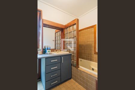 Casa de condomínio para alugar com 1400m², 8 quartos e 4 vagasBanheiro do Quarto 6