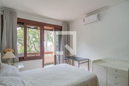 Casa de condomínio para alugar com 1400m², 8 quartos e 4 vagasQuarto 3