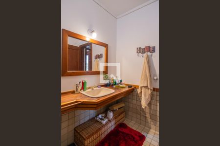 Casa de condomínio para alugar com 1400m², 8 quartos e 4 vagasBanheiro do Quarto 8