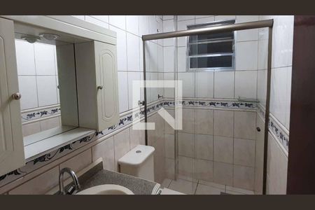 Casa à venda com 171m², 3 quartos e 2 vagas Casa à venda com 171m², 3 quartos e 2 vagasBanheiro Área externa