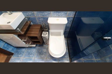 Casa à venda com 171m², 3 quartos e 2 vagas Casa à venda com 171m², 3 quartos e 2 vagasBanheiro Social