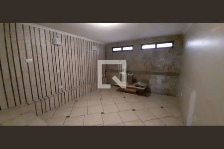 Casa à venda com 171m², 3 quartos e 2 vagas Casa à venda com 171m², 3 quartos e 2 vagasÁrea externa