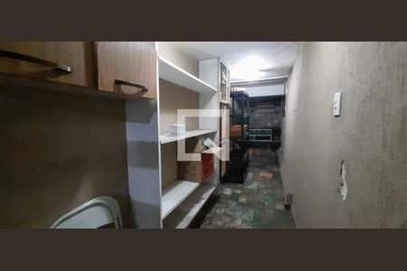 Casa à venda com 171m², 3 quartos e 2 vagas Casa à venda com 171m², 3 quartos e 2 vagasÁrea de Serviço