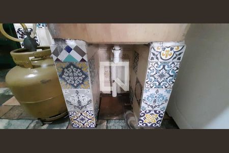 Casa à venda com 171m², 3 quartos e 2 vagas Casa à venda com 171m², 3 quartos e 2 vagasÁrea de Serviço