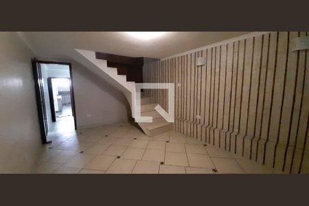 Casa à venda com 171m², 3 quartos e 2 vagas Casa à venda com 171m², 3 quartos e 2 vagasÁrea externa