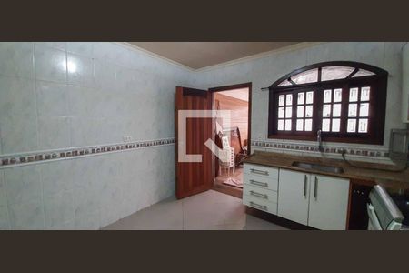Casa à venda com 171m², 3 quartos e 2 vagas Casa à venda com 171m², 3 quartos e 2 vagasCozinha