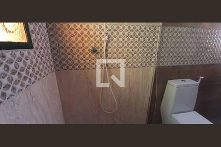 Casa à venda com 171m², 3 quartos e 2 vagas Casa à venda com 171m², 3 quartos e 2 vagasBanheiro da Suíte