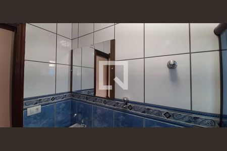 Casa à venda com 171m², 3 quartos e 2 vagas Casa à venda com 171m², 3 quartos e 2 vagasBanheiro Social