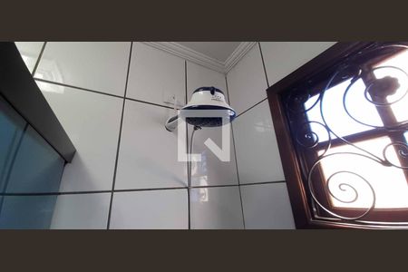 Casa à venda com 171m², 3 quartos e 2 vagas Casa à venda com 171m², 3 quartos e 2 vagasBanheiro Social