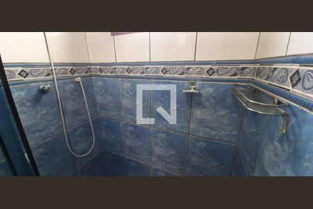 Casa à venda com 171m², 3 quartos e 2 vagas Casa à venda com 171m², 3 quartos e 2 vagasBanheiro Social