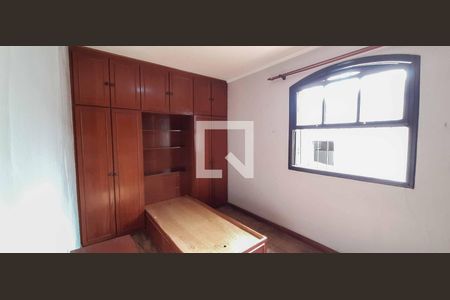 Casa à venda com 171m², 3 quartos e 2 vagas Casa à venda com 171m², 3 quartos e 2 vagasQuarto 1