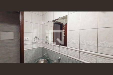 Casa à venda com 171m², 3 quartos e 2 vagas Casa à venda com 171m², 3 quartos e 2 vagasLavabo