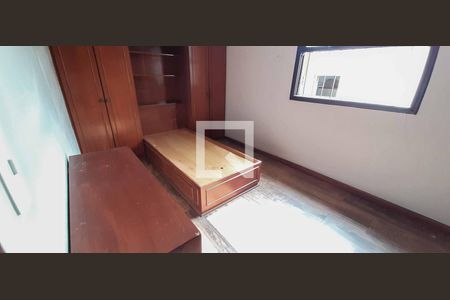 Casa à venda com 171m², 3 quartos e 2 vagas Casa à venda com 171m², 3 quartos e 2 vagasQuarto 1