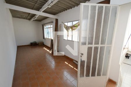 Casa para alugar com 164m², 2 quartos e 3 vagas Casa para alugar com 164m², 2 quartos e 3 vagasTerraço