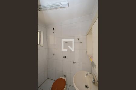 Casa para alugar com 164m², 2 quartos e 3 vagas Casa para alugar com 164m², 2 quartos e 3 vagasBanheiro de serviço