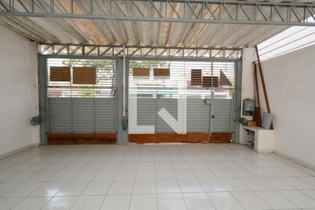 Casa para alugar com 164m², 2 quartos e 3 vagas Casa para alugar com 164m², 2 quartos e 3 vagasGaragem