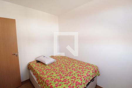 Quarto 1 de apartamento para alugar com 2 quartos, 50m² em Jardim Patricia, Uberlândia
