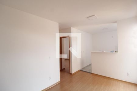Sala de apartamento para alugar com 2 quartos, 50m² em Jardim Patricia, Uberlândia