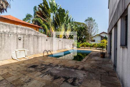 Casa de condomínio à venda com 651m², 4 quartos e 6 vagasPiscina