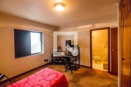 Casa de condomínio à venda com 651m², 4 quartos e 6 vagasSuíte 3