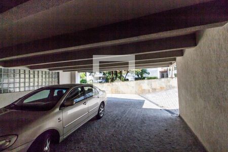 Casa de condomínio à venda com 651m², 4 quartos e 6 vagasGaragem