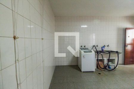 Casa de condomínio à venda com 651m², 4 quartos e 6 vagasÁrea de Serviço