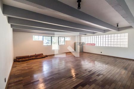 Casa de condomínio à venda com 651m², 4 quartos e 6 vagasÁrea comum - Salão de festas